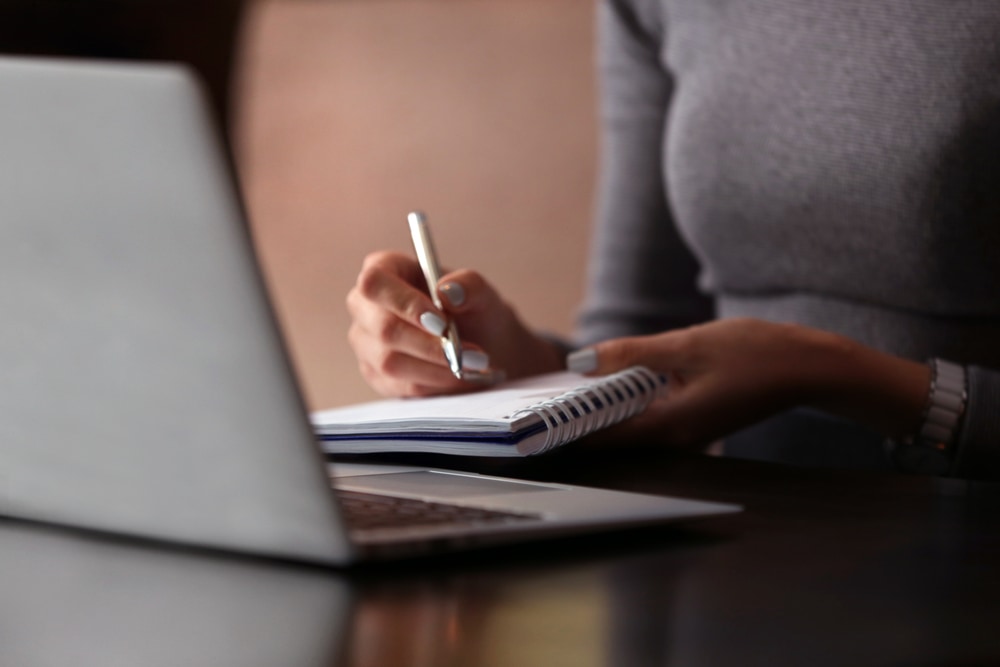 ONLINE professionell  und kompetent wirken